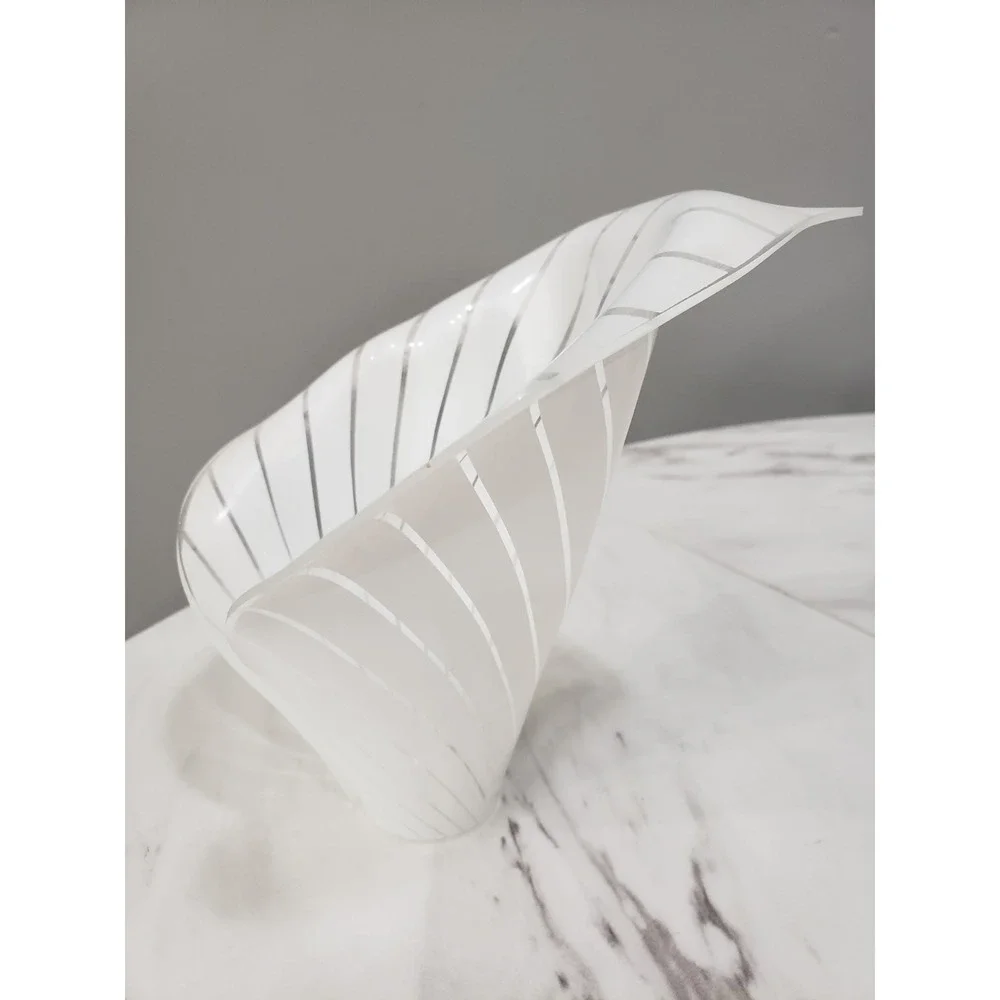 REPLACEMENT SHADE - Vintage Calla Lily Six Shade Table Lamp White #4‎